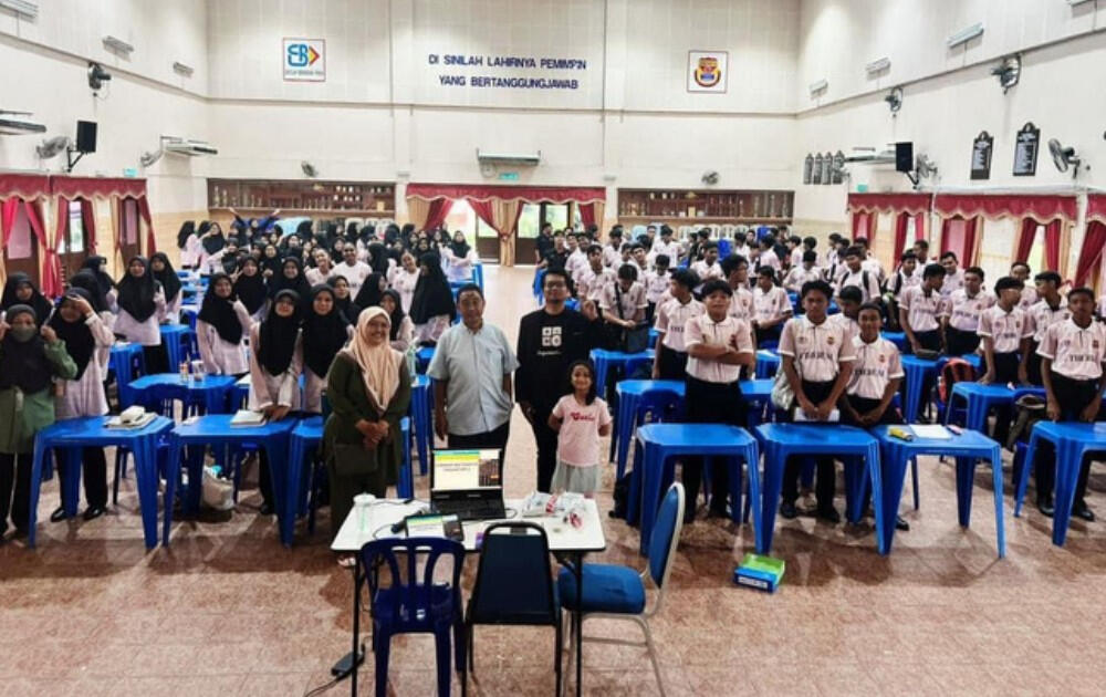 Peserta seminar Matematik Cikgu Azri di SMS Kuala Selangor, Selangor